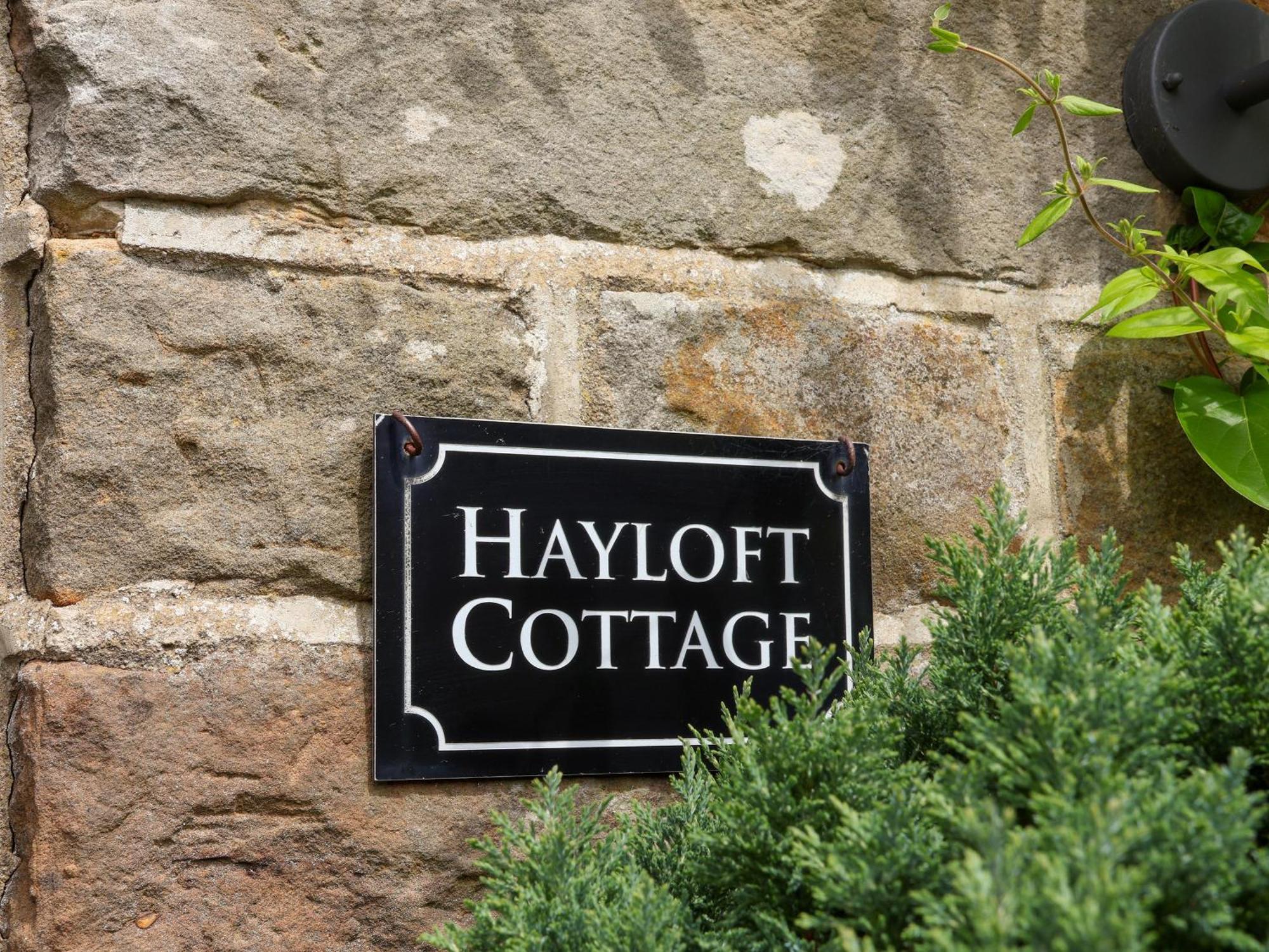Hayloft Cottage Staintondale Ngoại thất bức ảnh